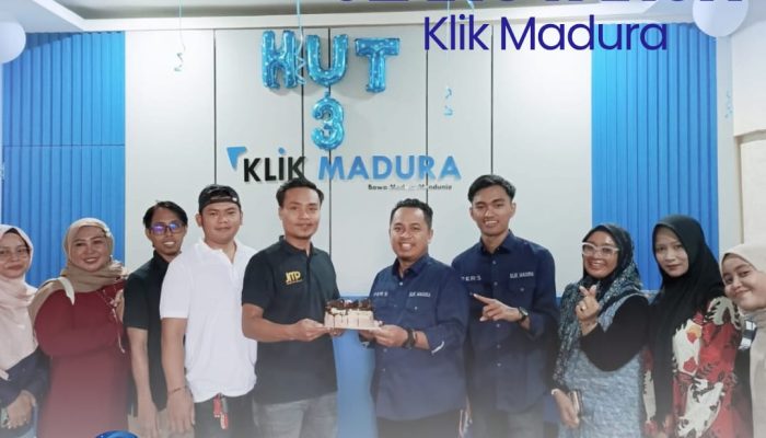 JMP Beri Kejutan Manis di HUT ke-3 Media Klik, Perkuat Sinergitas Jurnalis Pamekasan